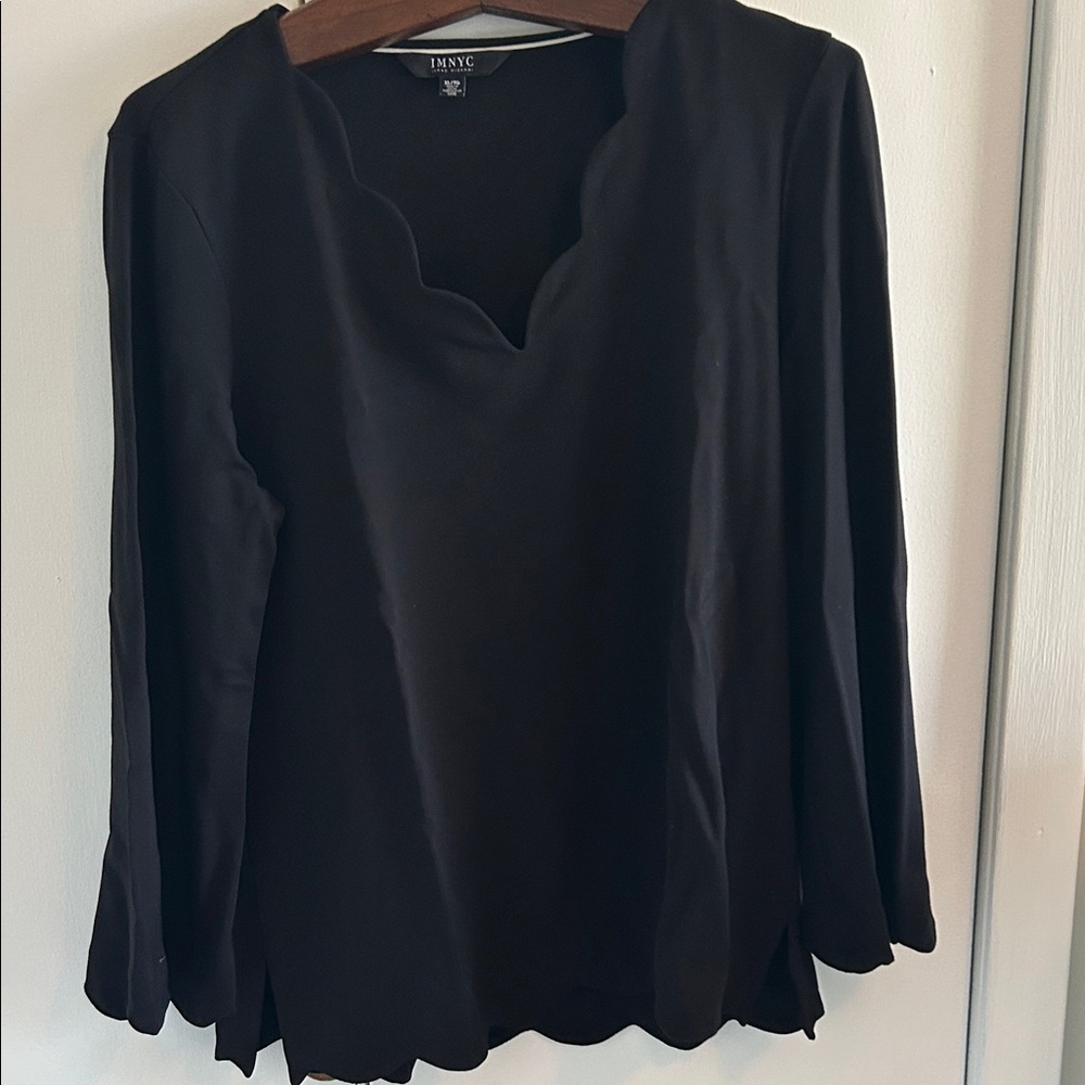 Isaac Mizrami NYC Elegant Black Scalloped Blouse XL